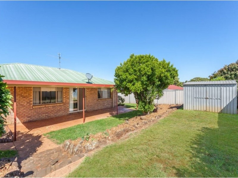 33 Liquidambar Street, Glenvale QLD 4350