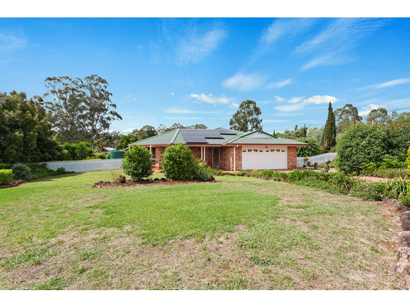 27 O’Brien Road, Highfields QLD 4352