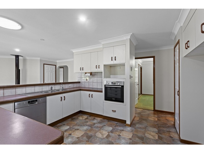 27 O’Brien Road, Highfields QLD 4352