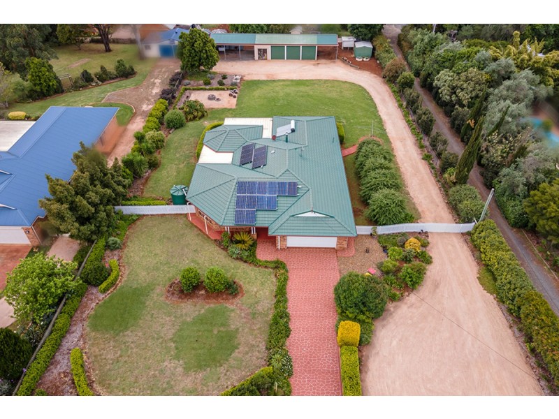 27 O’Brien Road, Highfields QLD 4352