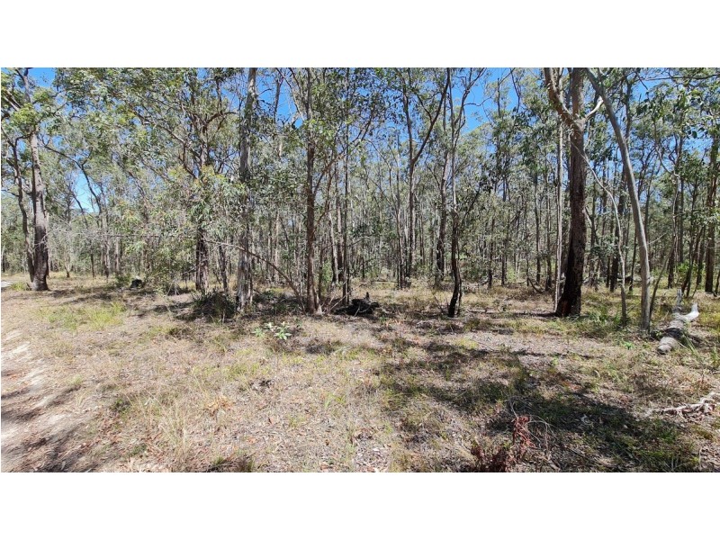 98 Dahl Road, Crows Nest QLD 4355