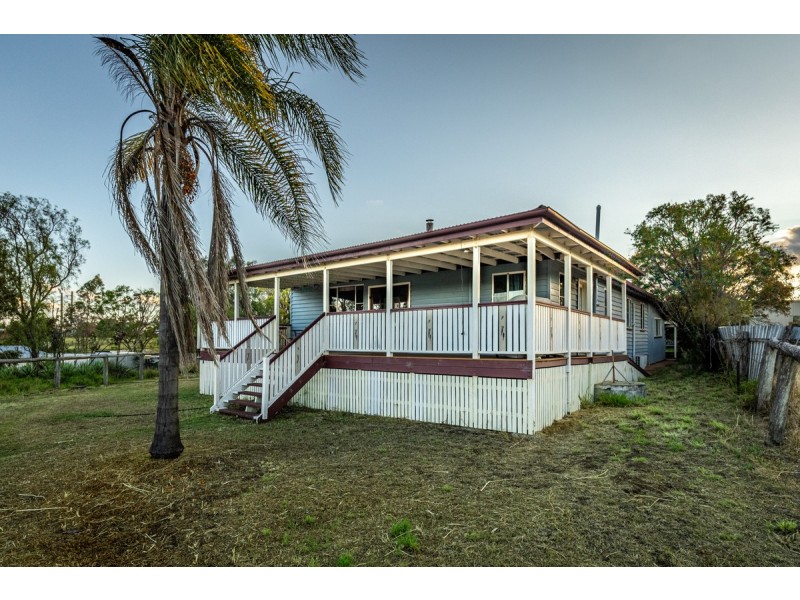 261 Murphys Creek Road, Postmans Ridge QLD 4352