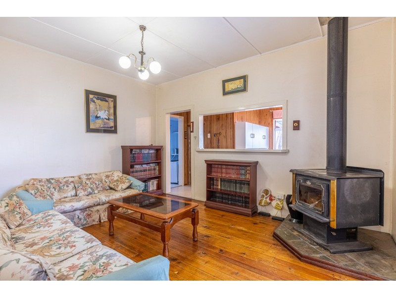 261 Murphys Creek Road, Postmans Ridge QLD 4352