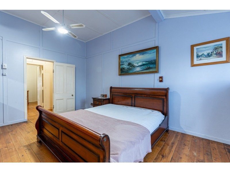 261 Murphys Creek Road, Postmans Ridge QLD 4352