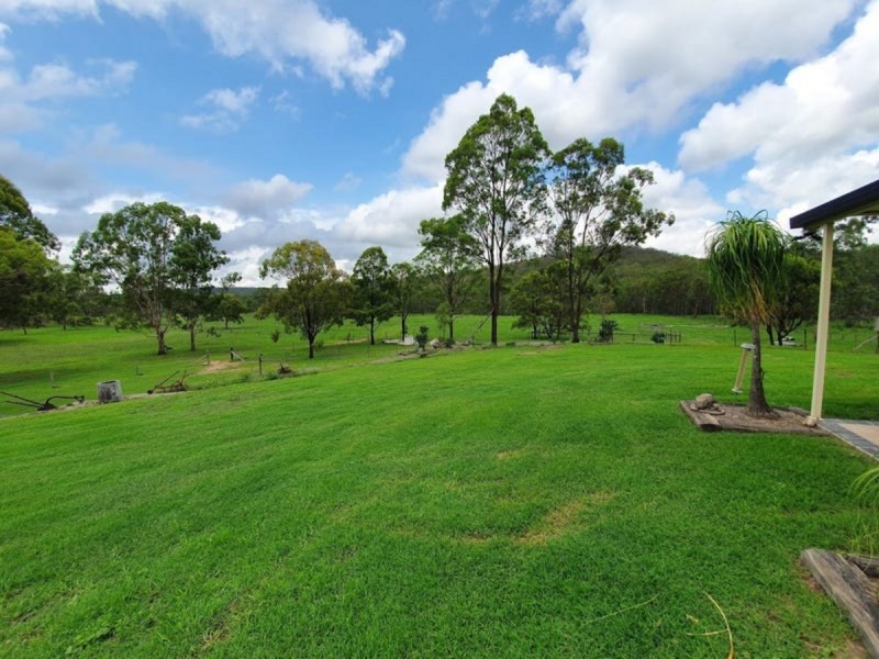 East Cooyar QLD 4353