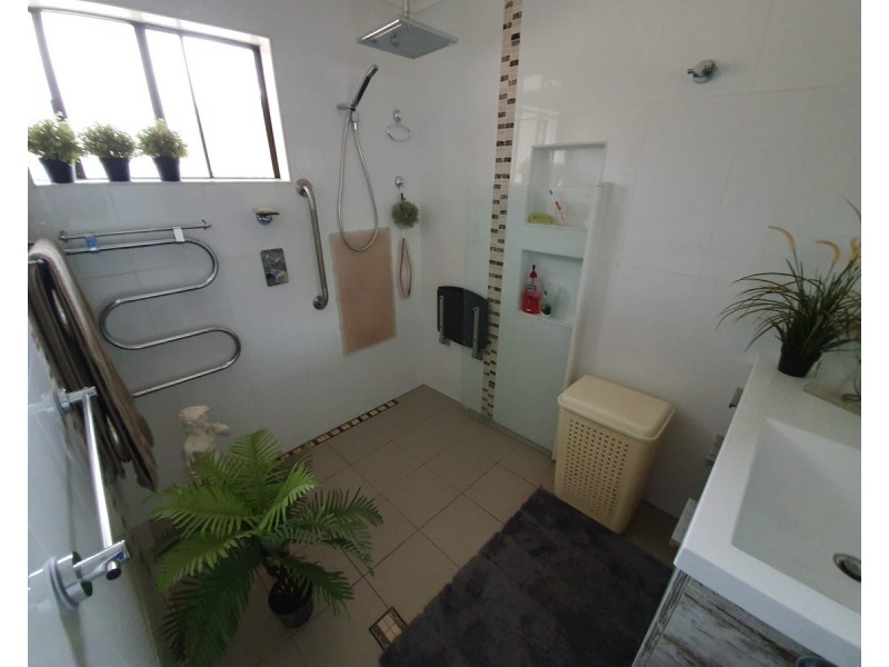 East Cooyar QLD 4353