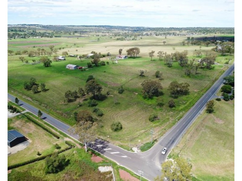 17 Willis Road (Eagle Heights), Meringandan West QLD 4352