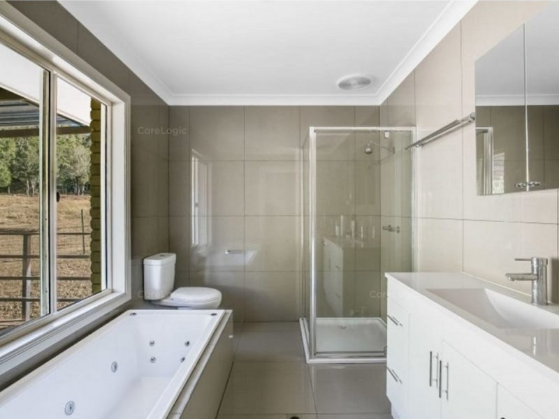52 Higgins Road, Blanchview QLD 4352