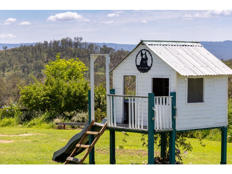145 Six Mile Creek Road, Postmans Ridge QLD 4352