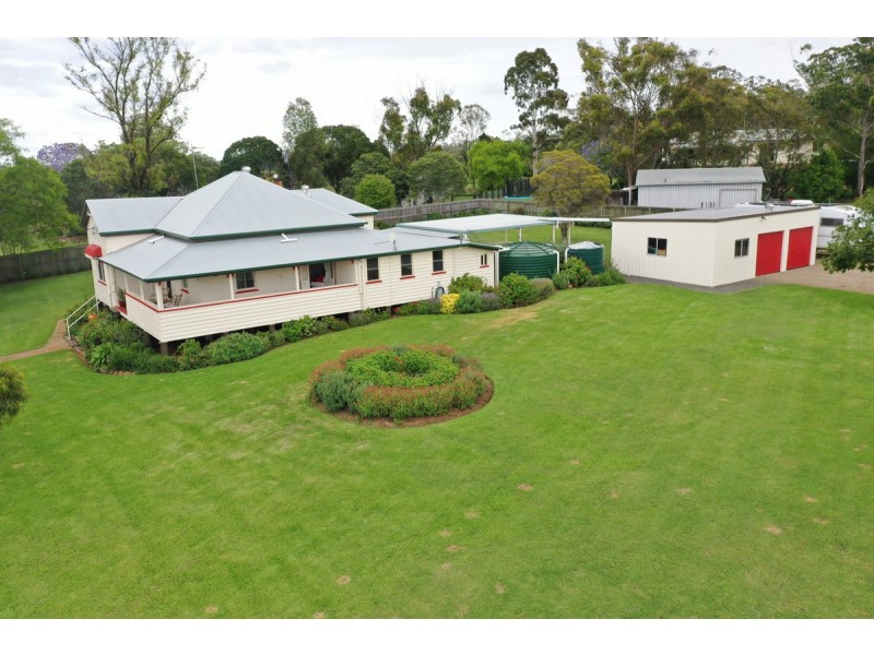 15 Kann Street, Haden QLD 4353
