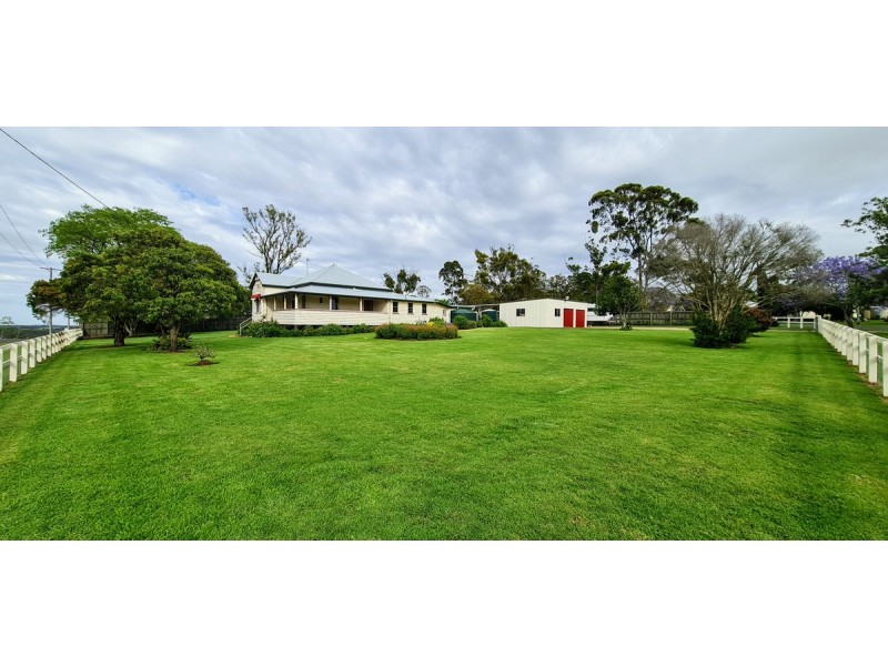 15 Kann Street, Haden QLD 4353