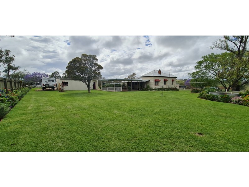 15 Kann Street, Haden QLD 4353