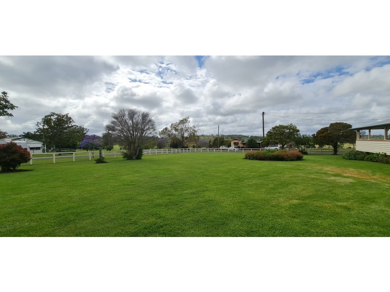 15 Kann Street, Haden QLD 4353