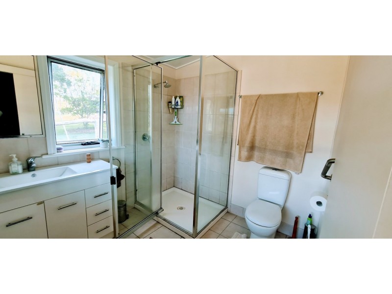 5490 Oakey Cooyar Road, Wutul QLD 4352