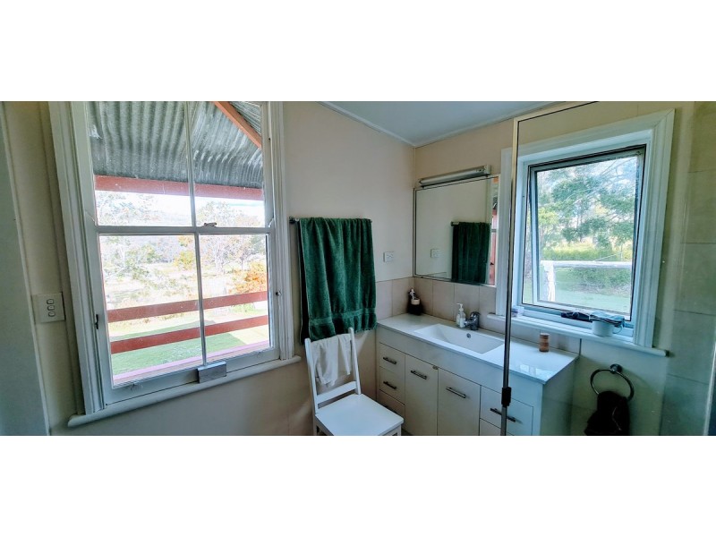 5490 Oakey Cooyar Road, Wutul QLD 4352