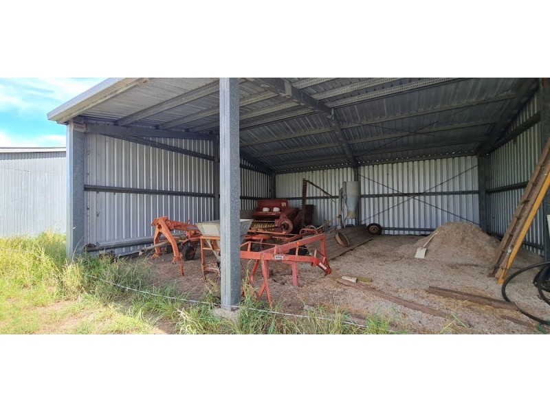 5490 Oakey Cooyar Road, Wutul QLD 4352