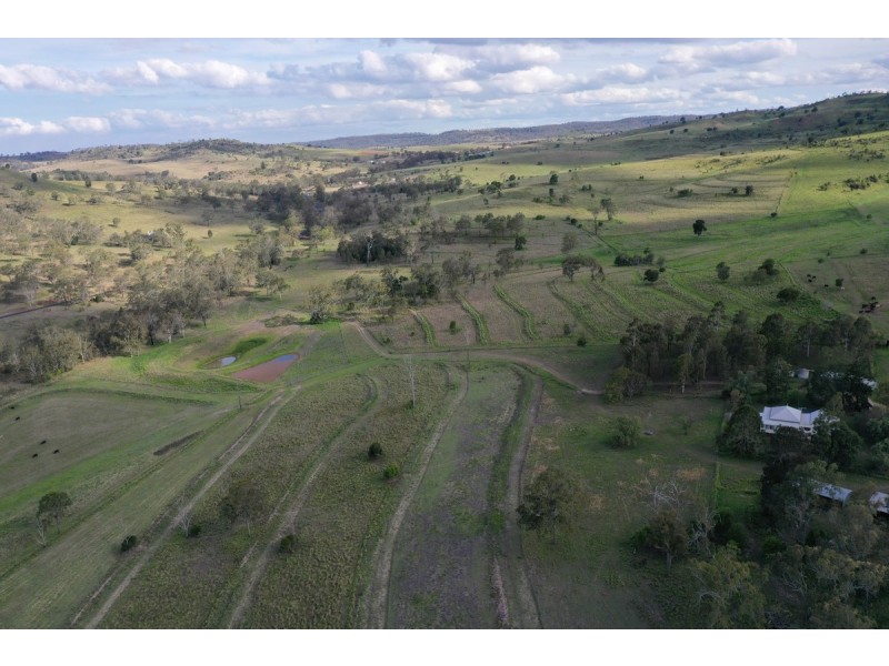 5490 Oakey Cooyar Road, Wutul QLD 4352