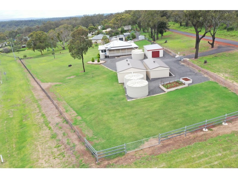 11 Golf Course Road, Goombungee QLD 4354