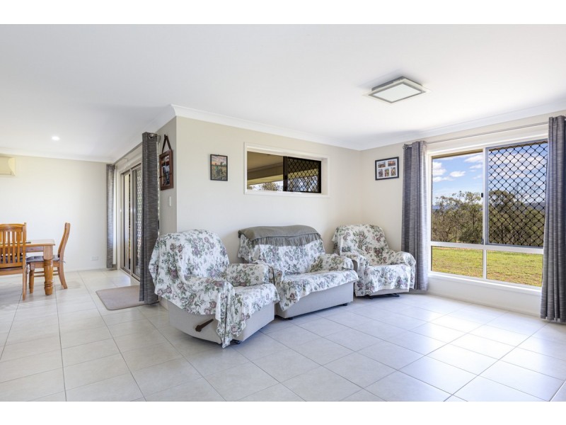 8 Lavender Road, Helidon Spa QLD 4344