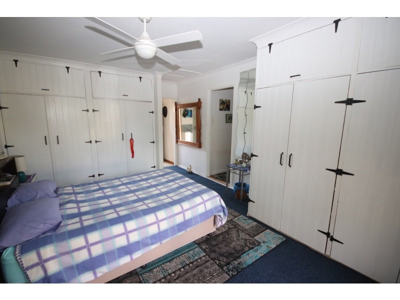 2 Junction Street, Crows Nest QLD 4355