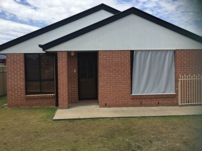 Unit 1/3 George Street, Helidon QLD 4344