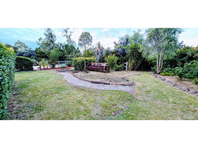 4 Kann Street, Goombungee QLD 4354