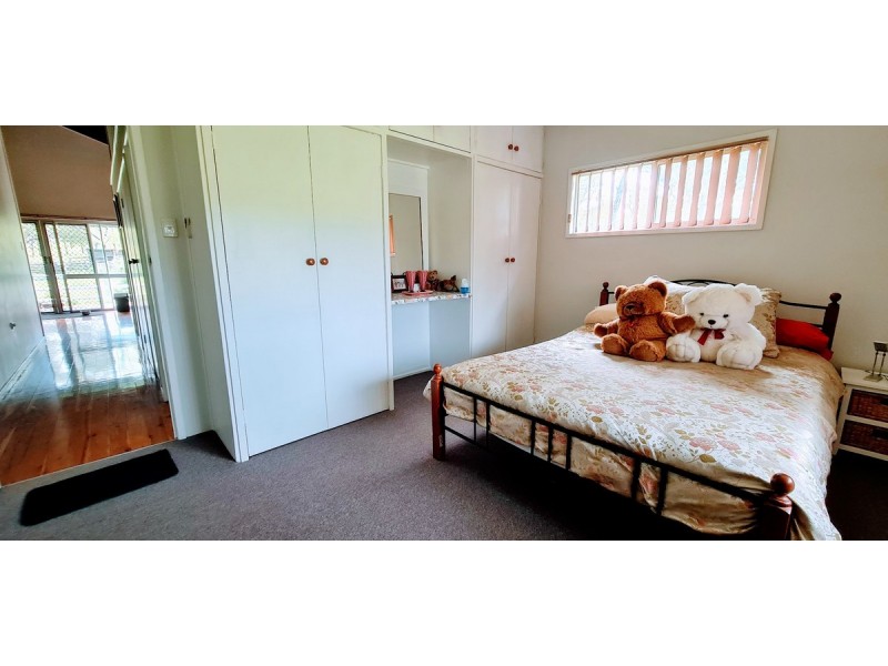 121 Gomoran Bergen Road, Goombungee QLD 4354