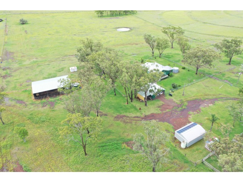 121 Gomoran Bergen Road, Goombungee QLD 4354
