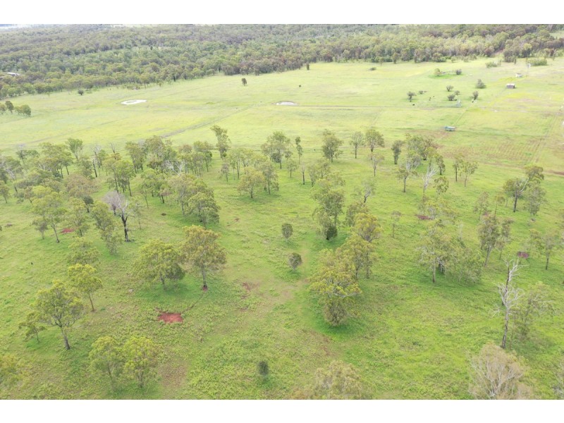 121 Gomoran Bergen Road, Goombungee QLD 4354