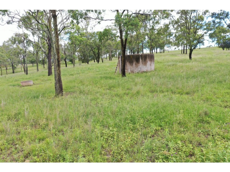 121 Gomoran Bergen Road, Goombungee QLD 4354