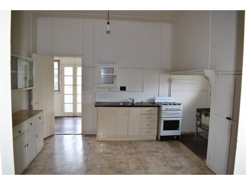 House 1043 Murphys Creek Road, Murphys Creek QLD 4352