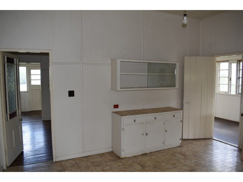 House 1043 Murphys Creek Road, Murphys Creek QLD 4352