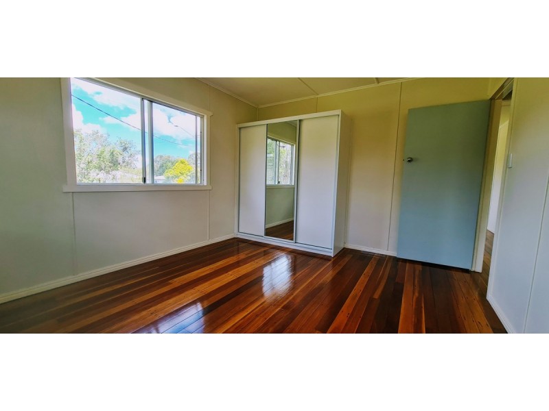 11 Gleeson Street, Crows Nest QLD 4355