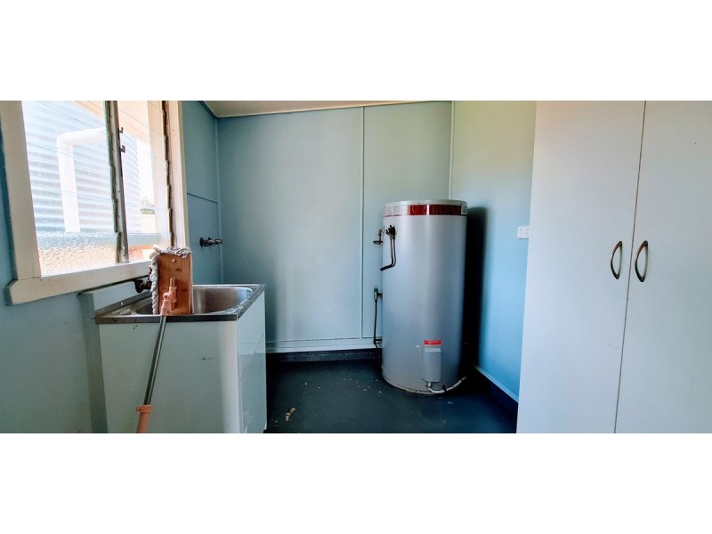 11 Gleeson Street, Crows Nest QLD 4355