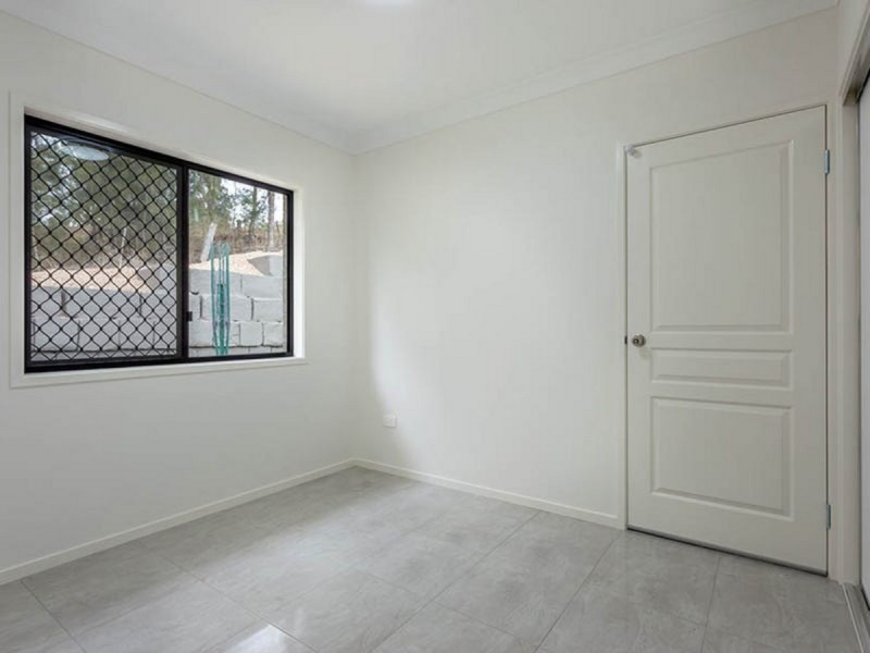 15 Dolleys Road, Withcott QLD 4352