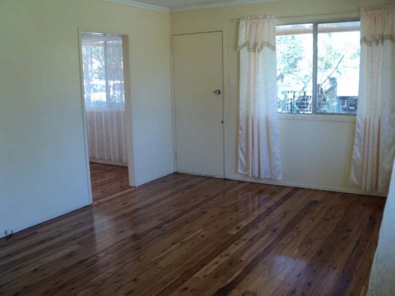 36 South Street, Crows Nest QLD 4355