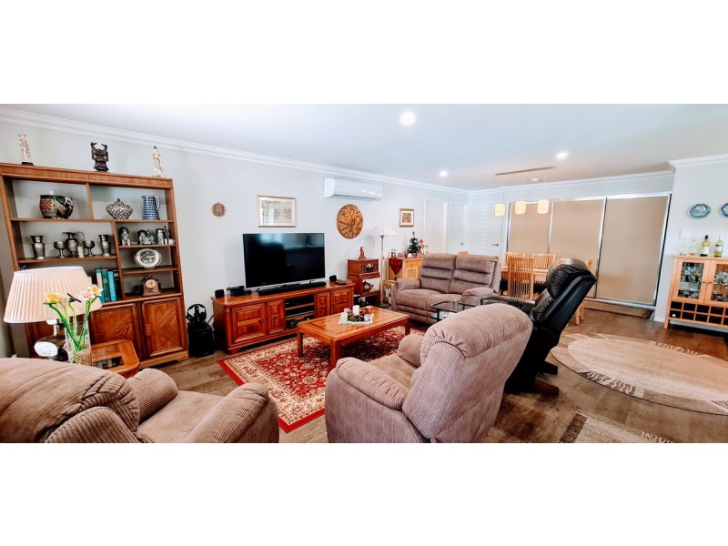 2/1A Gleeson Street, Crows Nest QLD 4355