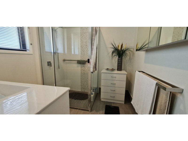 2/1A Gleeson Street, Crows Nest QLD 4355