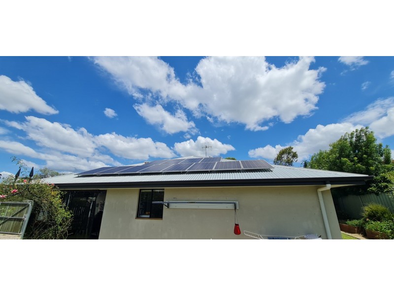 2/1A Gleeson Street, Crows Nest QLD 4355