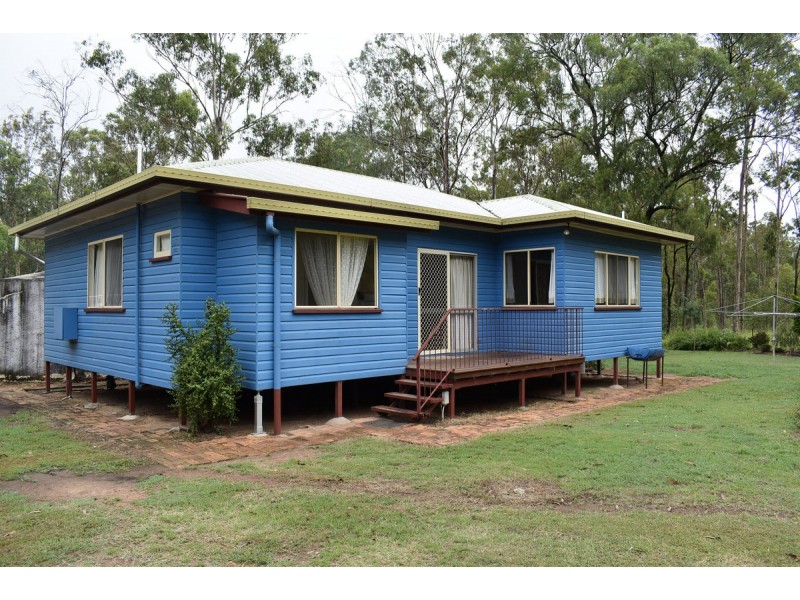805 Murphys Creek Road, Upper Lockyer QLD 4352