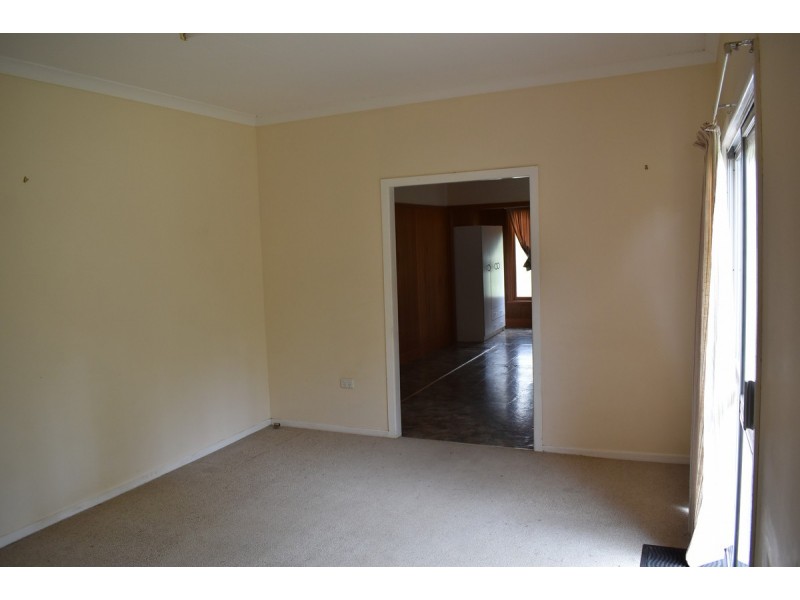 805 Murphys Creek Road, Upper Lockyer QLD 4352