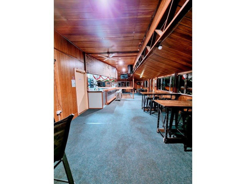 Pioneer Hotel, Kulpi QLD 4352