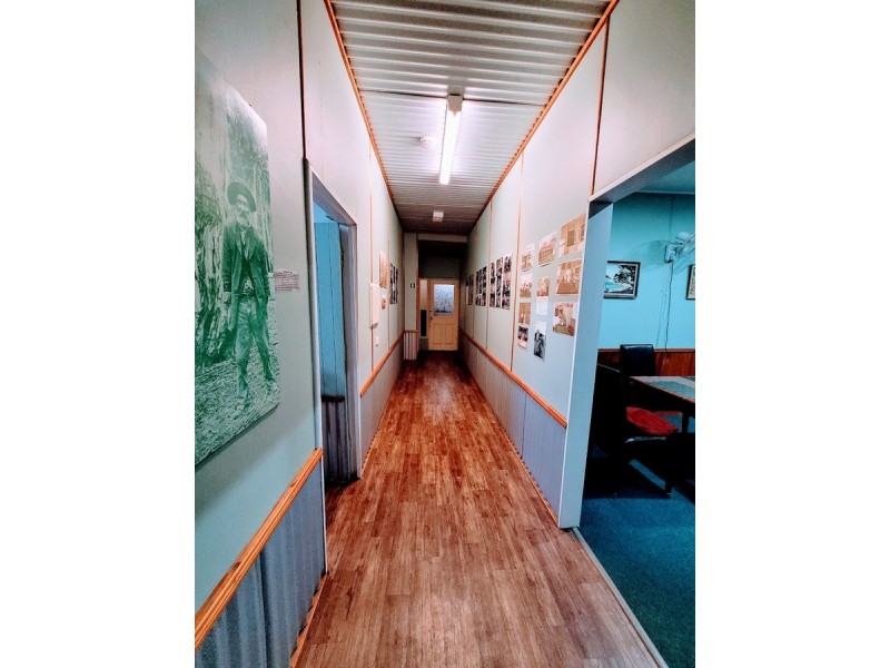 Pioneer Hotel, Kulpi QLD 4352