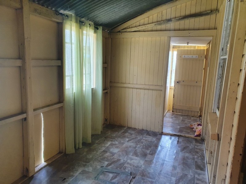 19 Esk Street, Crows Nest QLD 4355