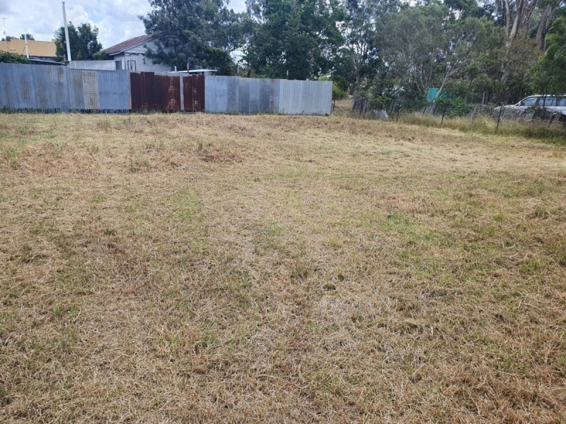 19 Esk Street, Crows Nest QLD 4355