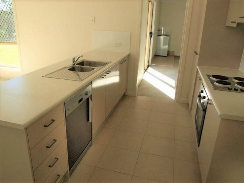 2 Greenwood Place, Withcott QLD 4352