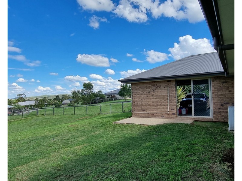 2 Greenwood Place, Withcott QLD 4352