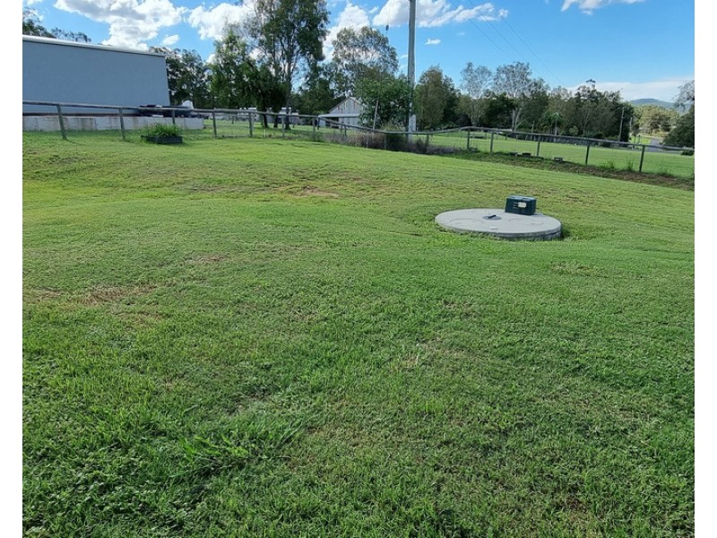 2 Greenwood Place, Withcott QLD 4352