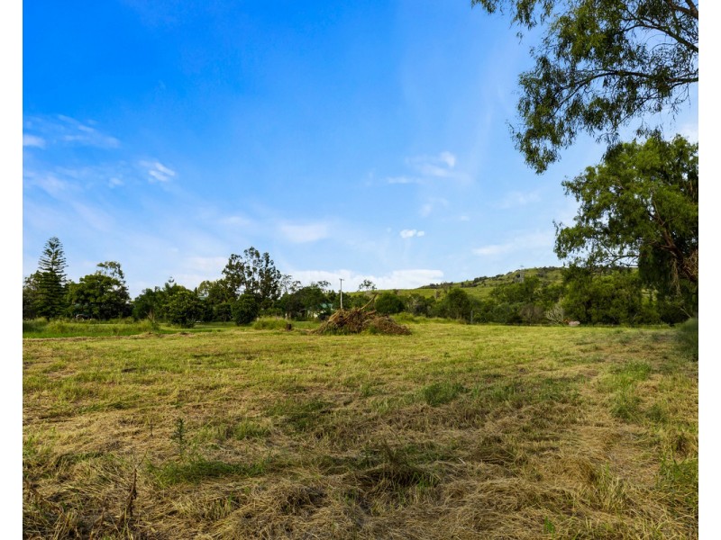 1 Blanchview Road, Blanchview QLD 4352