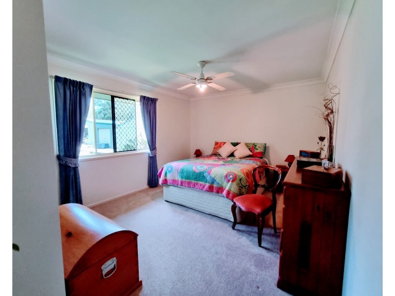 1 John Street, Crows Nest QLD 4355